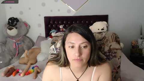 lorenahot06 @ myfreecams on 20240109