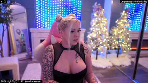 mermaidmiley @ myfreecams on 20240109