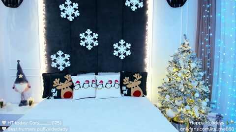 panamera_888 @ myfreecams on 20240109