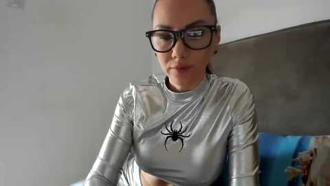 shots_nd_legs @ myfreecams on 20240109