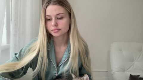 stellasol @ myfreecams on 20240109