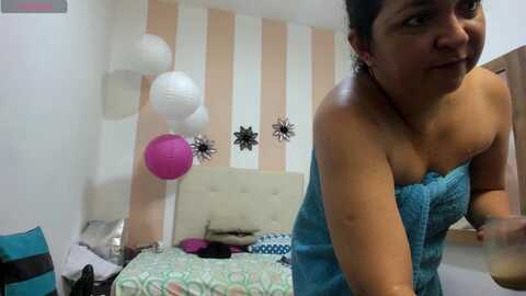 hilarymoon @ myfreecams on 20240110
