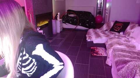 serafina @ myfreecams on 20240110