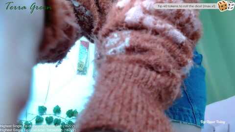 terragreen @ myfreecams on 20240110