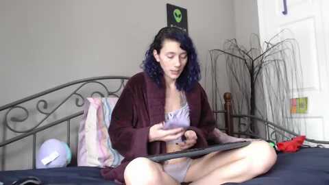 violethooper1 @ myfreecams on 20240110