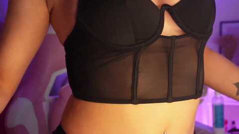 ashleyjohnes @ myfreecams on 20240111