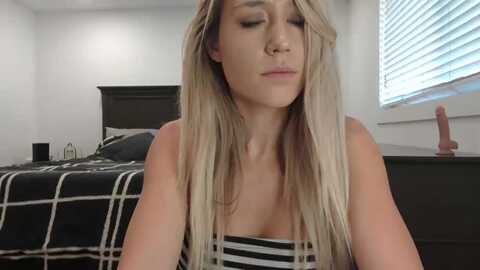 blondmilf92 @ myfreecams on 20240111