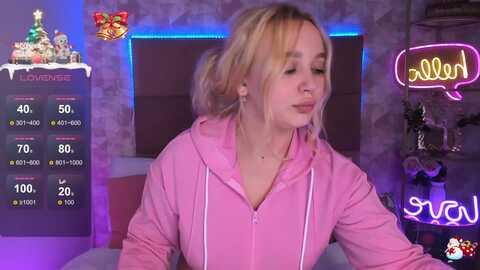 lisafalls @ myfreecams on 20240111