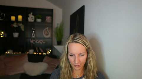 nikki__sexx__ @ myfreecams on 20240111
