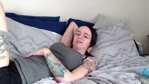 plantbabeee @ myfreecams on 20240111