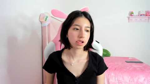 cherrycute666 @ myfreecams on 20240112