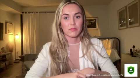 cutiepiekayla @ myfreecams on 20240112