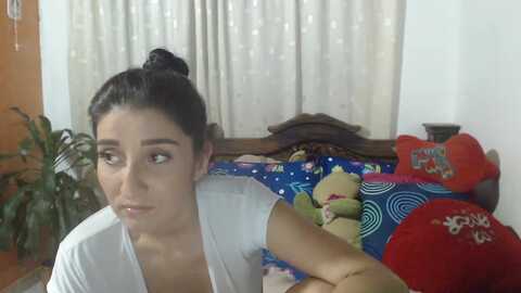mao02 @ myfreecams on 20240112