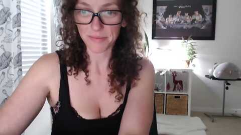 sarah_stark @ myfreecams on 20240112