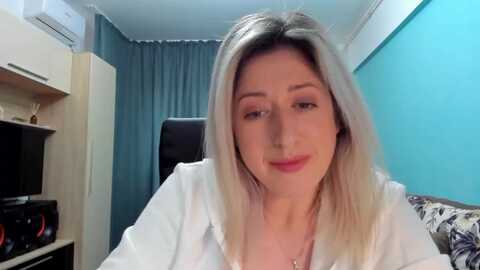 sweetdelia_ @ myfreecams on 20240112