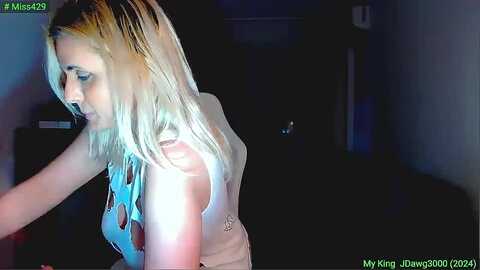 sunnyqueen @ myfreecams on 20240113