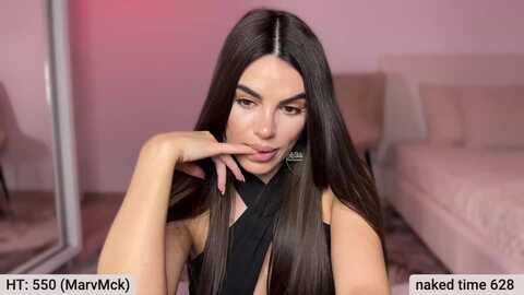 bustymiaaa @ myfreecams on 20240114