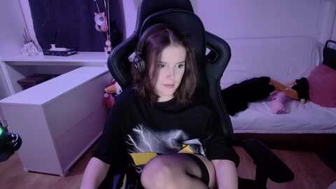 crybabykys @ myfreecams on 20240114