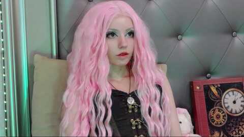 freyagold @ myfreecams on 20240114