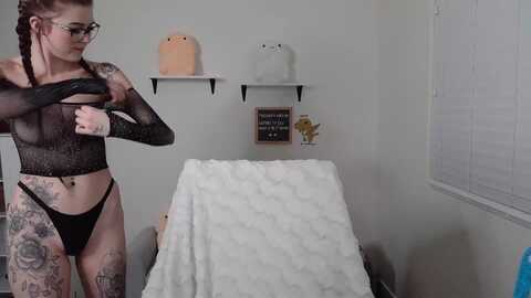 kikikadin @ myfreecams on 20240114