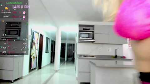 ms_valerypawg @ myfreecams on 20240114