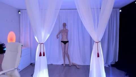 olivia @ myfreecams on 20240114