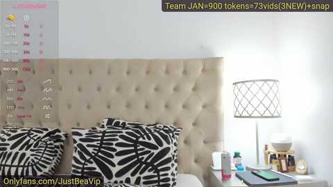 queen_bea_ @ myfreecams on 20240114