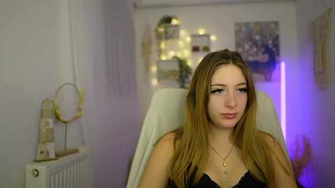 tina_nappi18 @ myfreecams on 20240114