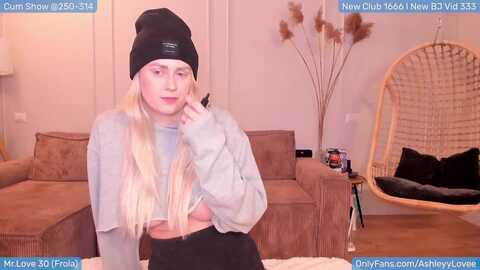 ashleylove @ myfreecams on 20240115