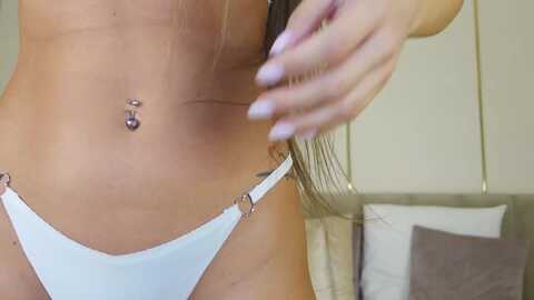 haileyroses @ myfreecams on 20240115