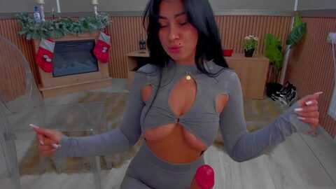 nickyluxe @ myfreecams on 20240115