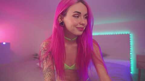 sarah_pink @ myfreecams on 20240115