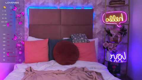 sofigrace @ myfreecams on 20240115
