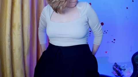 anna_wayne @ myfreecams on 20240116