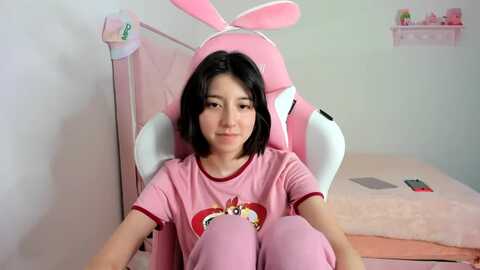 cherrycute666 @ myfreecams on 20240116