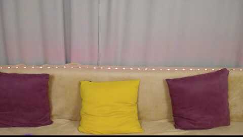 evacooper @ myfreecams on 20240116