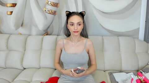 haleysweet18 @ myfreecams on 20240116