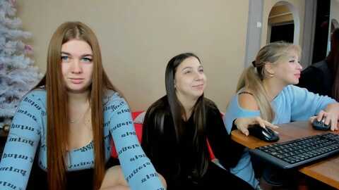 iflowersgirl @ myfreecams on 20240116