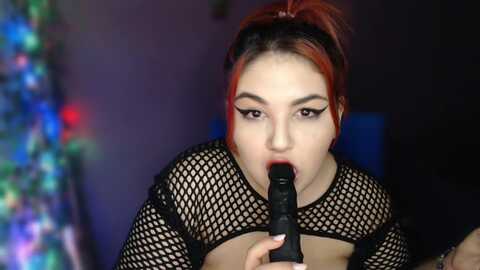 izzasparkles @ myfreecams on 20240116