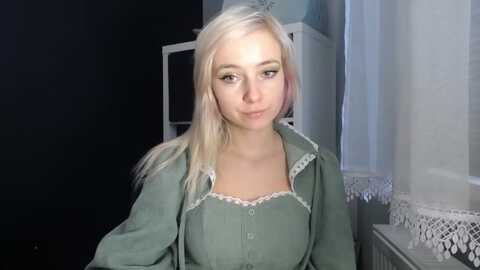 luciaamazing @ myfreecams on 20240116