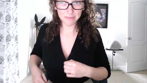 sarah_stark @ myfreecams on 20240116