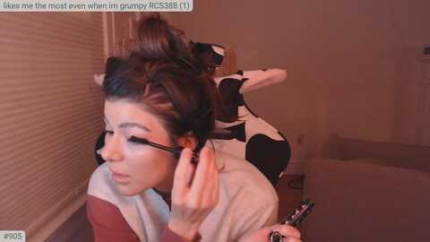 akewyear @ myfreecams on 20240117
