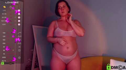 missshymira @ myfreecams on 20240117