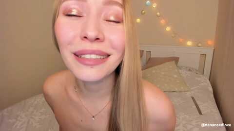 pristine_edge @ myfreecams on 20240117