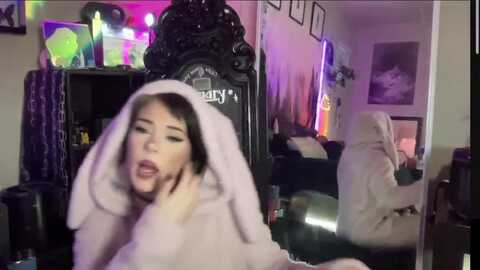 rileywoods @ myfreecams on 20240117