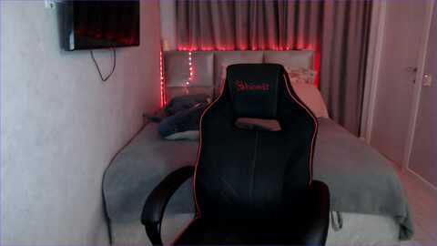 tripleprinces @ myfreecams on 20240117