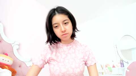 cherrycute666 @ myfreecams on 20240118