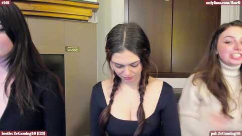 ikarli @ myfreecams on 20240118