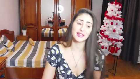 marahari @ myfreecams on 20240118