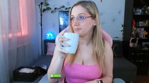 monicmoon18 @ myfreecams on 20240118